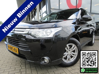 Mitsubishi Outlander 2.0 Business Edition AUTOMAAT | TREKHAAK | 1.600 KG TREKGEWICHT | DEALER ONDERHOUDEN | NAVIGATIE | VIERSEIZOENEN BANDEN |