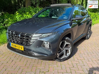 Hyundai Tucson 1.6 T-GDI PHEV Premium Sky 4WD 265 PK 1Eig. b.j. 4-2024 72000km leer,Panodak ,19"lm ,trekhaak