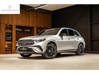Mercedes-Benz GLC 300e 4MATIC AMG Line Binnenkort meer foto's | Luchtvering | Achterasbesturing | HUD | Burmester