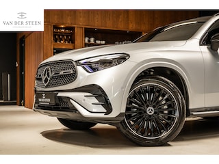 Mercedes-Benz GLC 300e 4MATIC AMG Line Binnenkort meer foto's | Luchtvering | Achterasbesturing | HUD | Burmester