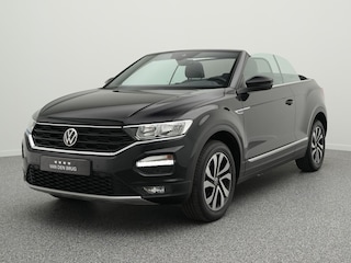 Volkswagen T-Roc 1.0 TSI 110 PK Style | Climate Control | Stoelverwarming | Navigatie Via Smartphone | DAB+ |