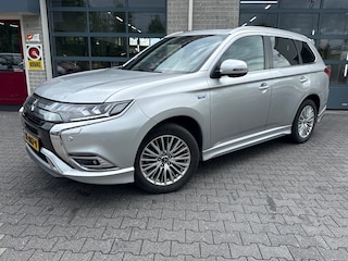 Mitsubishi Outlander 2.4 PHEV Instyle|SCHUIFDAK|TREKHAAK|LEER|