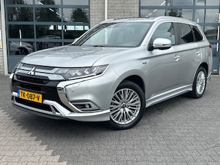 Mitsubishi Outlander 2.4 PHEV Instyle|SCHUIFDAK|TREKHAAK|LEER|