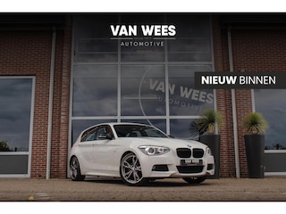 BMW 116i M Sport Edition | NL auto | M-performance | Cruise control | Alcantara | Climate control | Navigatie Professional | Bluetooth | Xenon | PDC | Trekhaak | Sportstoelen