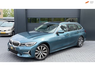 BMW 3-serie Touring 320i High Executive|trekhaak|Pano|
