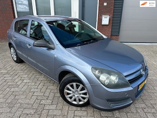 Opel Astra 1.4 Essentia / Airco / Cruise / NAP