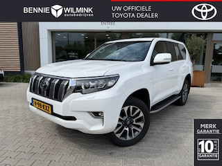 Toyota Land Cruiser 2.8 D-4D Professional Window Van | Trekhaak