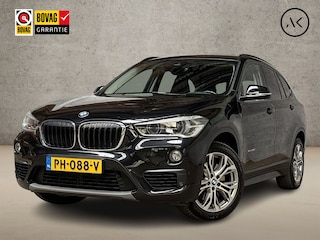 BMW X1 sDrive20i High Executive 192Pk Automaat (GROOT NAVI, CLIMATE, MEMORY SEATS, HEAD-UP DISPLAY, LEDER, STOELVERWARMING, SPORTSTOELEN, GETINT GLAS, CRUISE, NIEUWSTAAT)