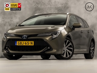 Toyota Corolla 1.8 Hybrid Dynamic Automaat (APPLE CARPLAY, LEDER, STOELVERWARMING, CAMERA, SPORTSTOELEN, ADAPTIVE CRUISE, GETINT GLAS, ZWART HEMEL, NIEUWSTAAT)
