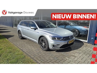 Volkswagen Passat Variant 1.4 TSI GTE |Stoelverwarming|Trekhaak|Massage