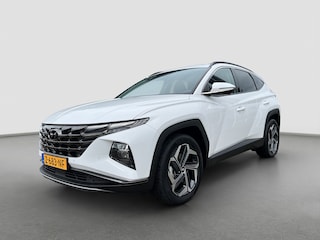 Hyundai Tucson 1.6 T-GDI PHEV Comfort Smart 4WD | Climate | Camera | Carplay | Keyless | Navigatie | Full - Led | Elek. Klep | Winterpakket | 19" Lichtmetaal | Digitale Cockpit | Parkeer Assistent | Adapt. Cruisecontrol