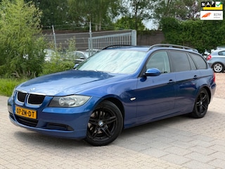BMW 3-serie Touring 318i Business Line Airco Navi Cruise PDC