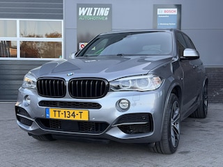 BMW X5 M50d Trekhaak|Panoramadak|Bang&Olufsen|Luchtvereing achterkant