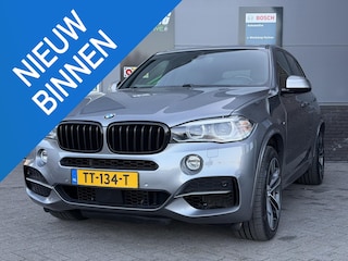 BMW X5 M50d Trekhaak|Panoramadak|Bang&Olufsen|Luchtvereing achterkant