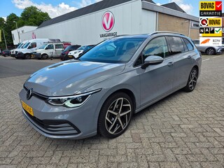 Volkswagen Golf Variant 1.0 eTSI Life | panoramadak | Narno Grey | digitaal dashboard