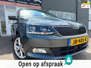 Skoda Fabia Combi 1.2 TSI JOY van 1ste Eig met trekhaak en parkeersensoren en bluetooth telefoon en cruise controle en airco