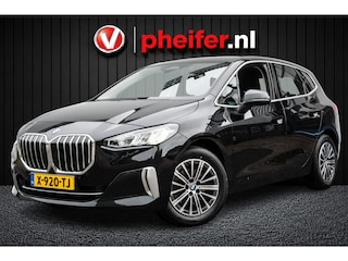 BMW 2-serie Tourer 218i 136pk Aut. Luxury line Trekhaak/ Harman-Kardon/ Full led/ Leer/ Camera/ Memory/ Navigatie/ Carplay