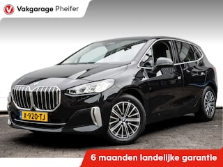 BMW 2-serie Tourer 218i 136pk Aut. Luxury line Trekhaak/ Harman-Kardon/ Full led/ Leer/ Camera/ Memory/ Navigatie/ Carplay