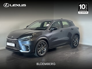 Lexus LBX Relax 2WD | Advanced Pack | All-Season banden | Trekhaak afneembaar | Head-up display |