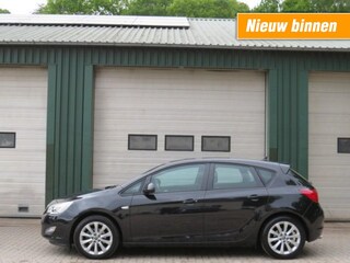 Opel Astra 1.4 TURBO SPORT