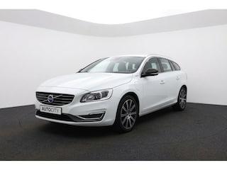 Volvo V60 2.4 D5 Twin Engine Momentum l Harman Kardon l BLISS