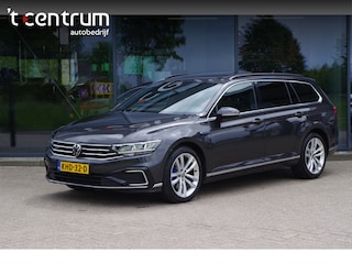 Volkswagen Passat Variant 1.4 TSI PHEV GTE 218 PK Business, Panoramadak, Groot-Navi, Carplay, Adap. Cruise Control