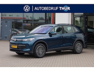 Volkswagen Tiguan 1.5 eHybrid Life Edition 60 mnd 100.000km garantie trekhaak area view elektrische achterklep klasse III winterpakket plus met 4 x stoelverwarming