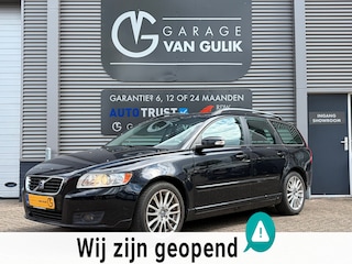 Volvo V50 2.0 Momentum 146PK Trekhaak,Clima,Cruise,ElektrRamen+Spiegels,Radio/Cd-Speler,Dakrail,Leder,Bluetooth,Parkeersensoren
