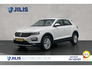 Volkswagen T-Roc 1.0 TSI Style | Adaptieve cruise control | Navigatie | Parkeersensoren