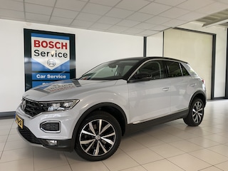 Volkswagen T-Roc 1.5 TSI Sport Carplay / Navigatie / Camera