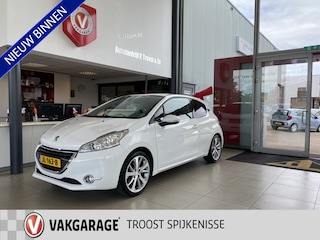 Peugeot 208 1.6 THP Allure,Navigatie,Parkeerassistent,Climate&Cruisecontrol,Bleutooth,Leder/Alcantara,Stoelverwarming,Elektrischpakket,Achteruitrijsensoren,17 Inch Lmv