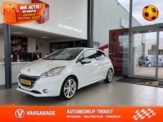 Peugeot 208 1.6 THP Allure,Navigatie,Parkeerassistent,Climate&Cruisecontrol,Bleutooth,Leder/Alcantara,Stoelverwarming,Elektrischpakket,Achteruitrijsensoren,17 Inch Lmv