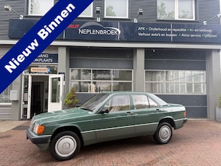Mercedes-Benz 190-serie 2.0 Bj 1988 Automaat Uniek Schuurvonds moet gezien worden !!
