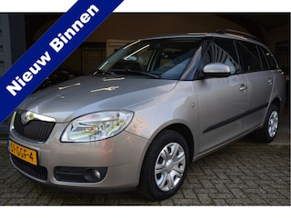 Skoda Fabia Combi 1.6-16V Ambiente Airco