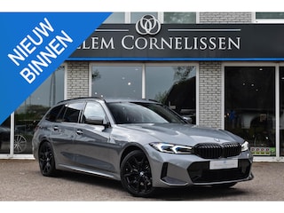BMW 3-serie Touring 330e M-Sport Camera 19" Head Up Carplay HiFi