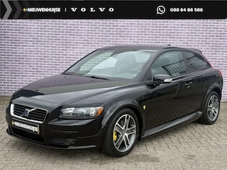 Volvo C30 2.4i Summum | Stoelverwarming | Navigatie | Exterieur styling | Spoiler | Sport Chassis | BLIS | Leder | High Performance audio | Extra getint glas | Parkeersensoren |