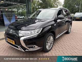 Mitsubishi Outlander 2.4 PHEV Intense | Cruise Control | Carplay | Trekhaak | Dealeronderhouden | FABRIEKSGARANTIE TOT 09-2029 | 1ste eigenaar!