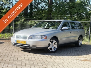 Volvo V70 2.0T /1E EIG/ CRUISE/ TRKHK/AIRCO/ NAP/PDC/LEDER/