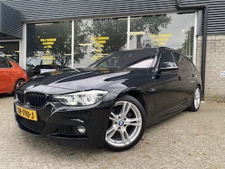 BMW 3-serie Touring 318i Executive M Edition Msportstoelen/Leder/Stoelverwarming