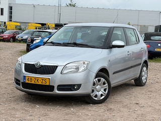 Skoda Fabia 1.4-16V Ambiente/ RIJDT HEERLIJK