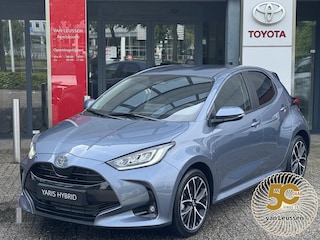Toyota Yaris 1.5 Hybrid 115 DYNAMIC NIEUW DIRECT LEVERBAAR! MODEL 2026 STOEL/STUURVERW PARK-SENSOREN BLIND SPOT 17'' LM-VELGEN NAVI KEYLESS LED APPLE/ANDROID