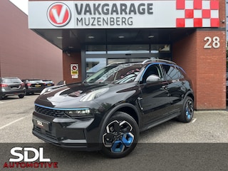 Lynk & Co 01 1.5 PHEV // INFINITY SOUND // SCHUIF-KANTELDAK // NAVI+CARPLAY // ELEK. ACHTERKLEP // ADAPTIVE CRUISE // STOELVERWARMING //