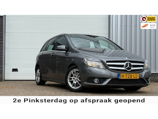 Mercedes-Benz B-klasse 180 Ambition | Stoelverwarming | Cruise | Trekhaak | Nieuwe APK | Zeer nette staat