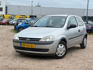 Opel Corsa 1.0-12V/ LAAG KM/ RIJDT HEERLIJK