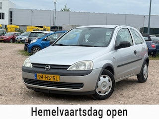Opel Corsa 1.0-12V/ LAAG KM/ RIJDT HEERLIJK