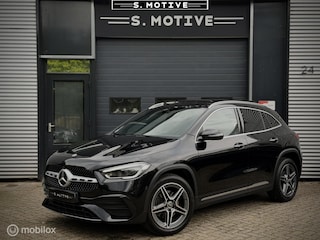 Mercedes-Benz GLA 250 e AMG Line. Pano, Dealer, Memory, 1eig