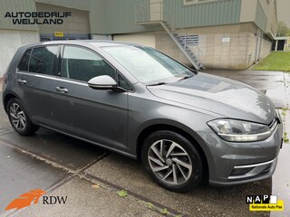 Volkswagen Golf 1.5 TSI Highline Business R NIEUWSTAAT I 2de eig. I Stoelverwarming I 150 PK I Adpt. cruise I Trekhaak I
