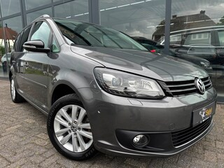 Volkswagen Touran 1.4 TSI Highline 7p.| Camera | Pano.