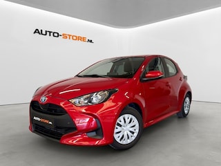 Toyota Yaris 1.5 Hybrid Dynamic | DealerOH | Navi | Apple+Android | Cruise