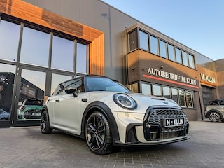 Mini Mini 2.0 John Cooper Works F1 aut 178pk/pano/camera/head up/led/uniek